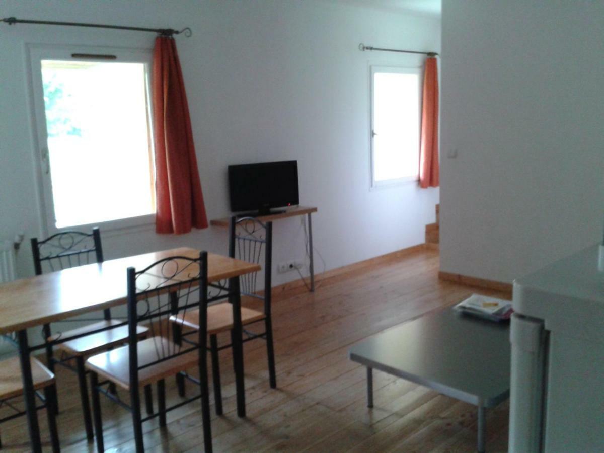 Le Bon Air Est Dans Le Pre Apartment Champagnac  Ngoại thất bức ảnh